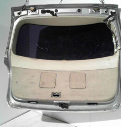 Malle/Hayon arriere TOYOTA AVENSIS 2 Photo n°3