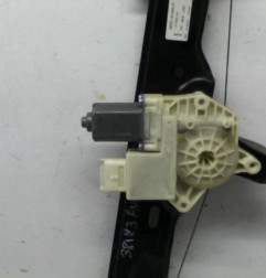 Leve vitre electrique avant gauche NISSAN QASHQAI 2