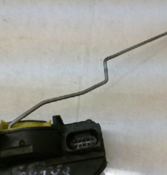 Serrure avant gauche OPEL ASTRA J Photo n°6