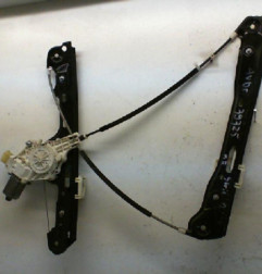 Leve vitre electrique avant droit BMW SERIE 1 E87 Photo n°1