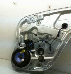 Leve vitre electrique arriere droit HYUNDAI SANTA FE 2 Photo n°3