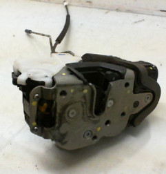 Serrure avant droit OPEL ASTRA J Photo n°1