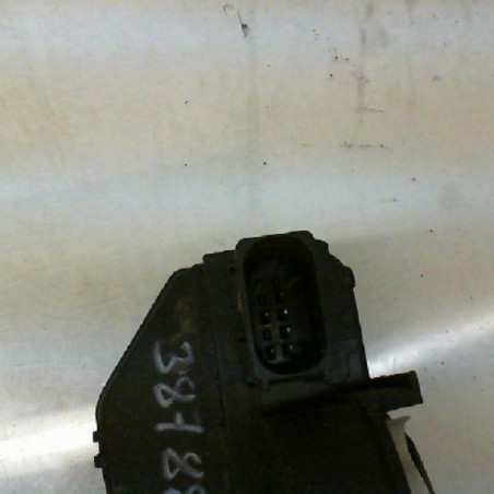 Serrure avant droit OPEL ASTRA J