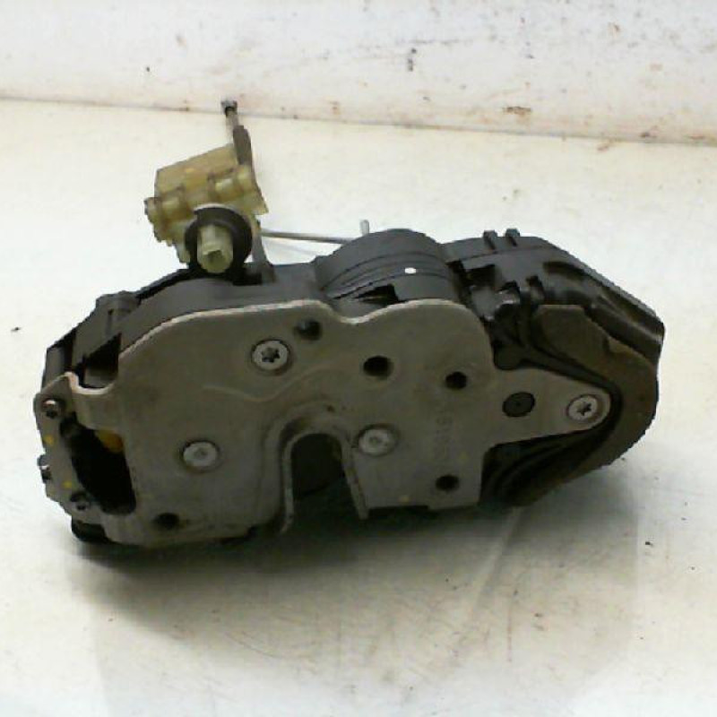 Serrure arriere gauche OPEL ASTRA J