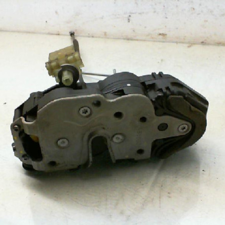 Serrure arriere gauche OPEL ASTRA J Photo n°1