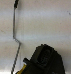 Serrure arriere gauche OPEL ASTRA J Photo n°6