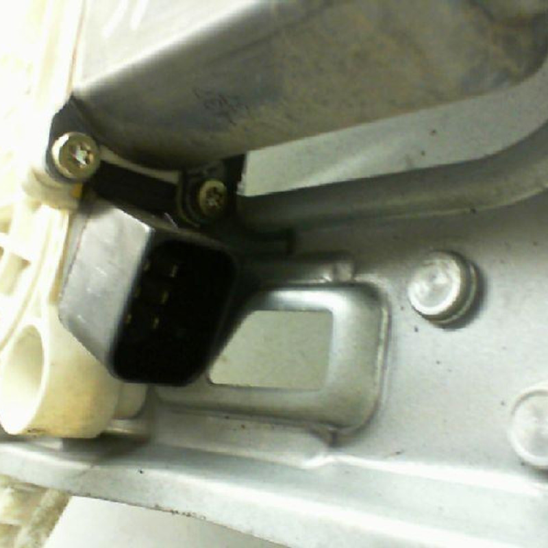 Leve vitre electrique avant gauche MERCEDES CLASSE C 203 COUPE SPORT