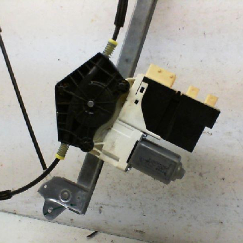 Leve vitre electrique avant droit PEUGEOT 807