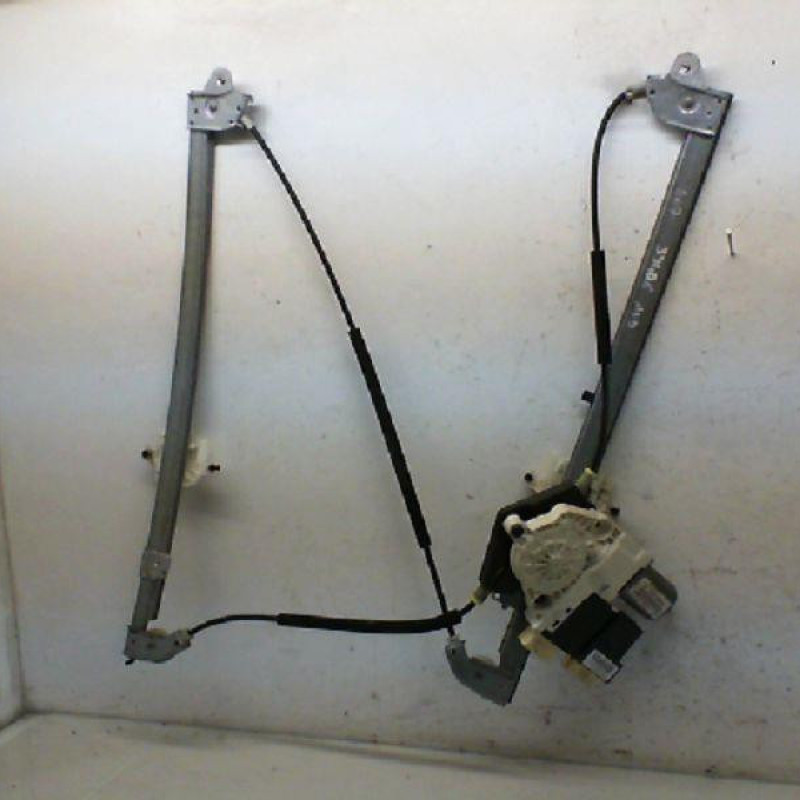 Leve vitre electrique avant droit PEUGEOT 807