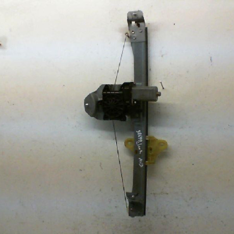 Leve vitre electrique avant droit RENAULT CLIO 4