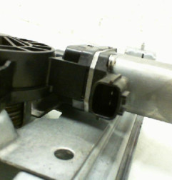 Leve vitre electrique avant droit RENAULT CLIO 4