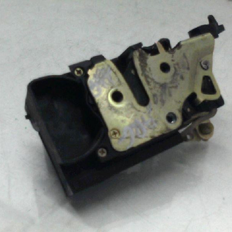 Serrure arriere gauche DAEWOO NUBIRA 2