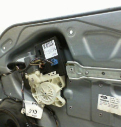 Leve vitre electrique avant droit FORD FOCUS 2