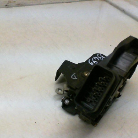 Serrure avant droit FORD FOCUS 2