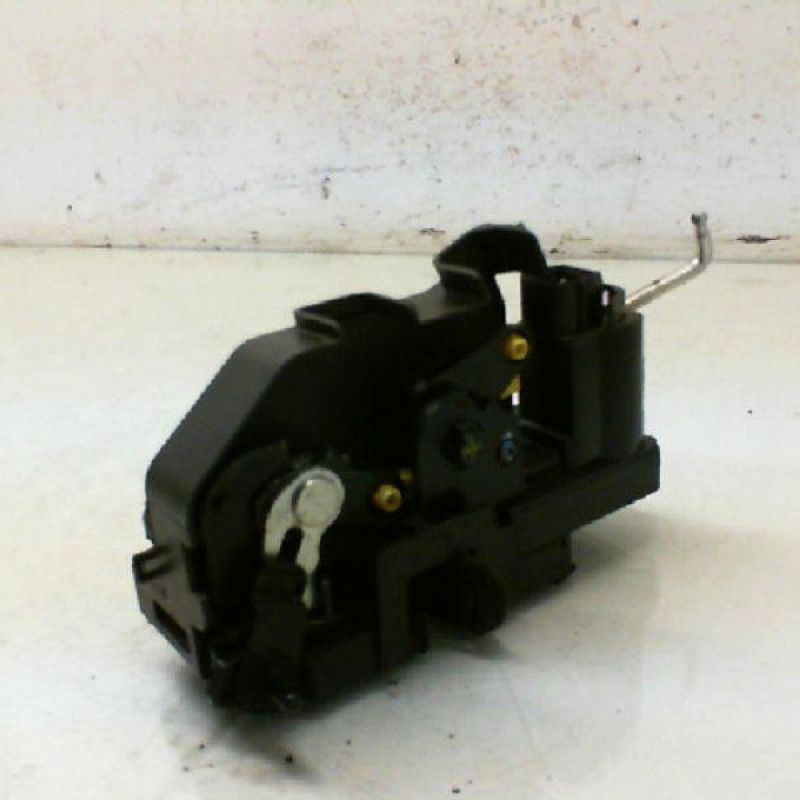 Serrure arriere droit HYUNDAI GETZ