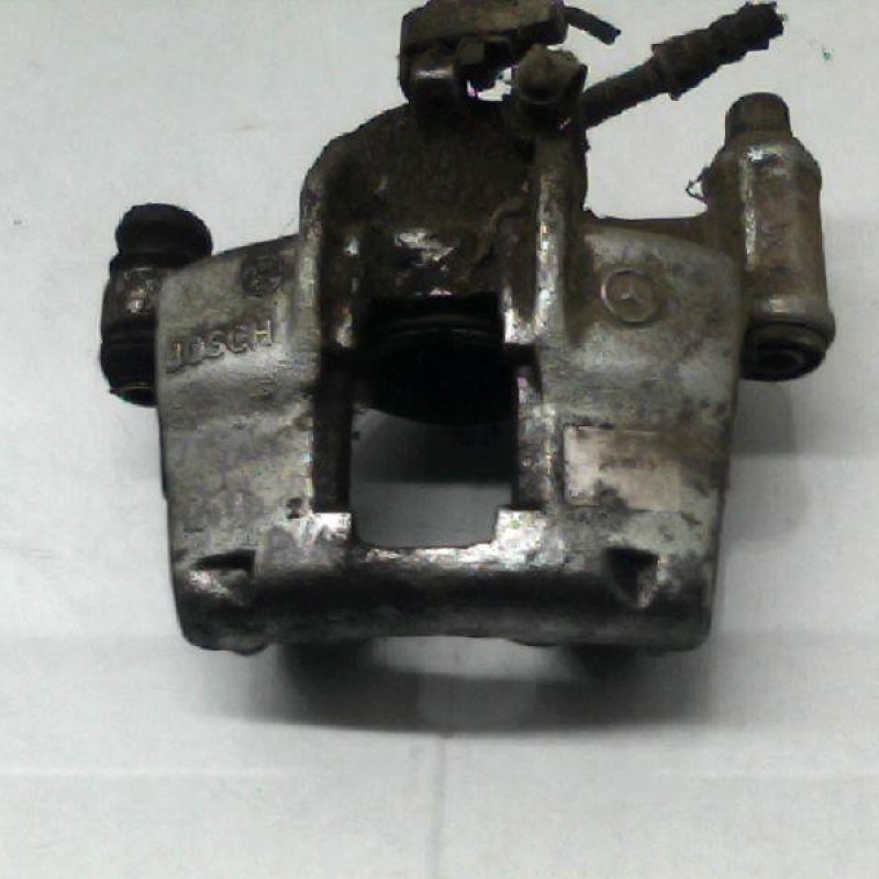 Etrier avant gauche (freinage) MERCEDES VITO 638