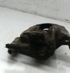 Etrier avant gauche (freinage) MERCEDES VITO 638