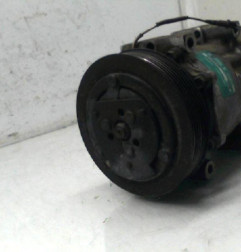 Compresseur clim RENAULT SAFRANE