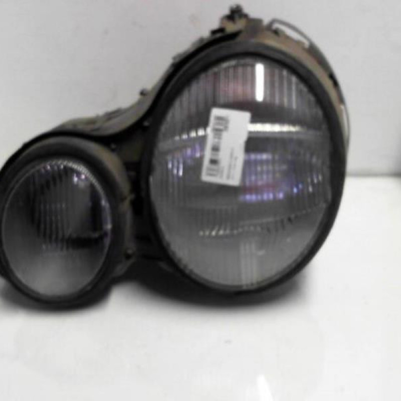 Optique avant principal gauche (feux)(phare) MERCEDES CLASSE E 210