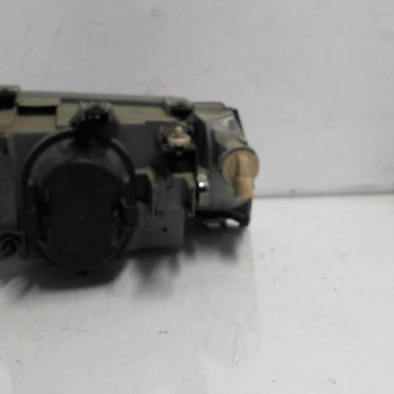 Optique avant principal droit (feux)(phare) RENAULT CLIO 1