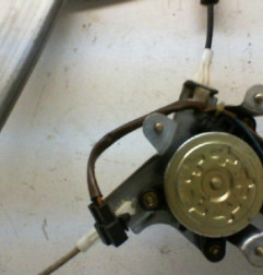 Leve vitre electrique arriere gauche DAEWOO NUBIRA 2 Photo n°3