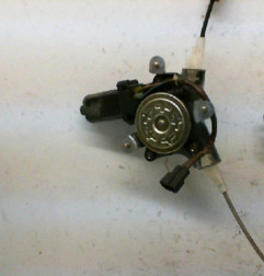 Leve vitre electrique arriere droit DAEWOO NUBIRA 2 Photo n°1