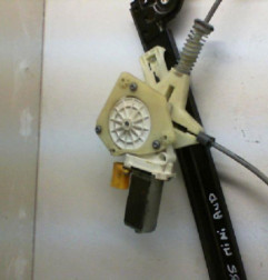 Leve vitre electrique avant droit MINI MINI 1 R52 Photo n°3
