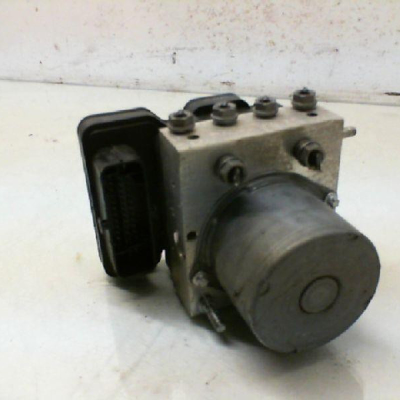 Bloc ABS (freins anti-blocage) SKODA FABIA 3