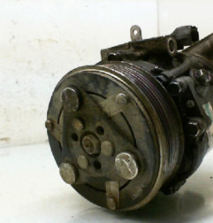 Compresseur clim PEUGEOT BIPPER Photo n°5