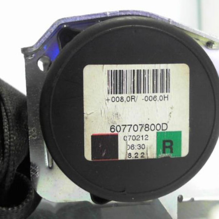 Ceinture avant droit OPEL CORSA D