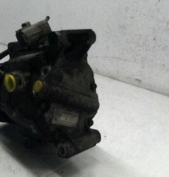 Compresseur clim TOYOTA COROLLA 10 Photo n°3