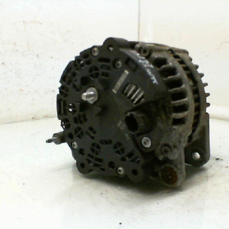 Alternateur VOLKSWAGEN PASSAT 5