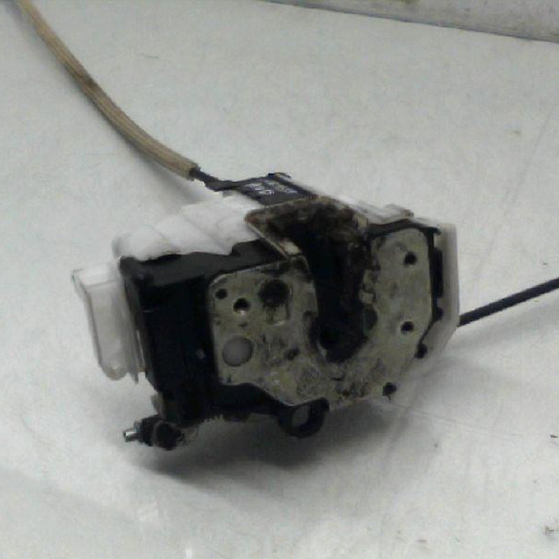 Serrure avant droit PEUGEOT BIPPER