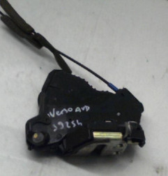 Serrure avant droit TOYOTA COROLLA VERSO 2 Photo n°5