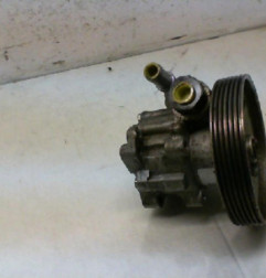 Pompe de direction PEUGEOT 807 Photo n°4