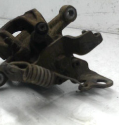 Etrier arriere droit (freinage) FORD MONDEO 2 Photo n°3