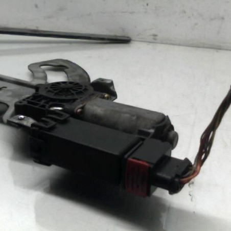 Leve vitre electrique avant droit PEUGEOT 406 Photo n°1