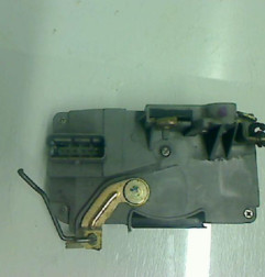 Serrure avant droit PEUGEOT 307 Photo n°1