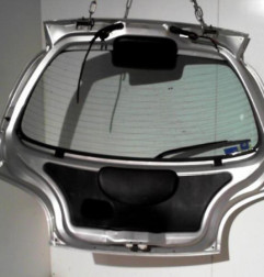 Malle/Hayon arriere FORD KA 1 Photo n°3