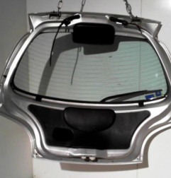 Malle/Hayon arriere FORD KA 1 Photo n°6