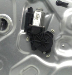 Leve vitre electrique avant droit KIA CEE-D 1 SPORT WAGON Photo n°6