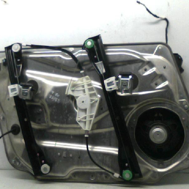 Leve vitre electrique avant droit MERCEDES CLASSE C 204