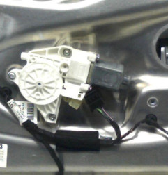 Leve vitre electrique avant droit MERCEDES CLASSE C 204 Photo n°3