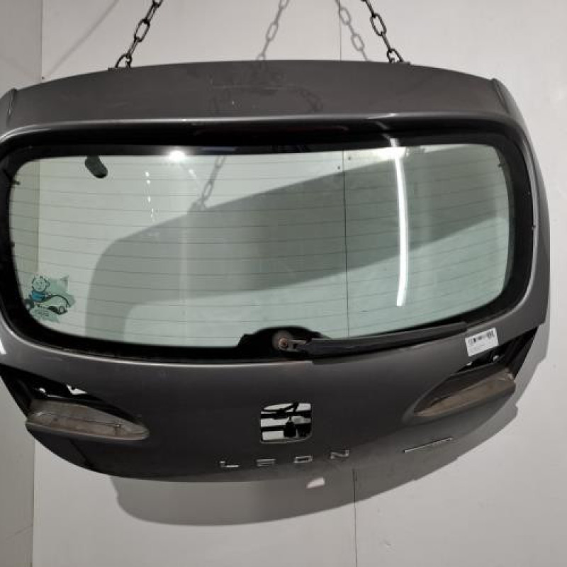 Malle/Hayon arriere SEAT LEON 2