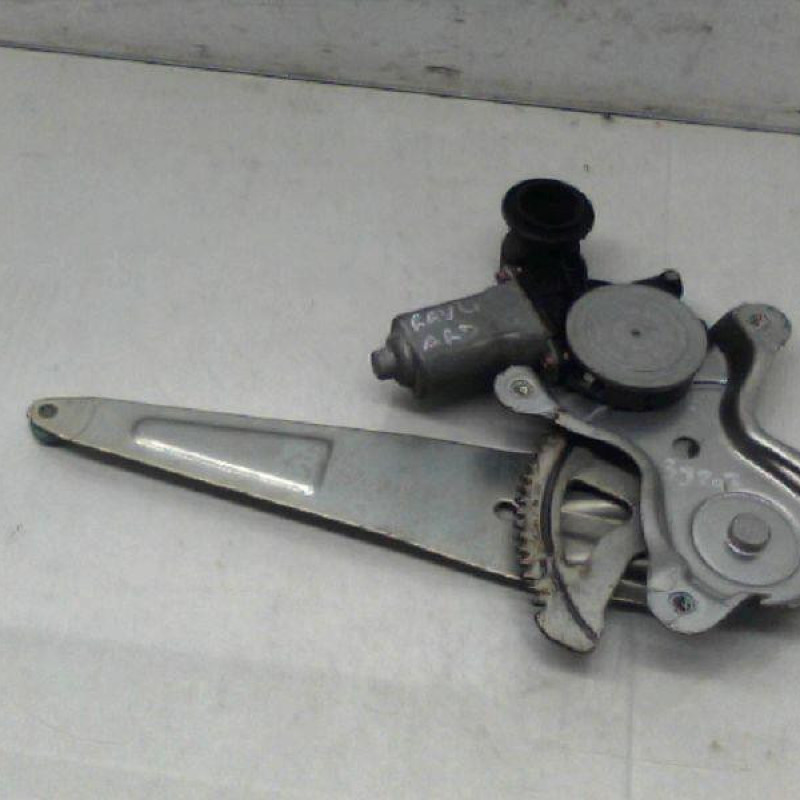 Leve vitre electrique arriere droit TOYOTA RAV4 2