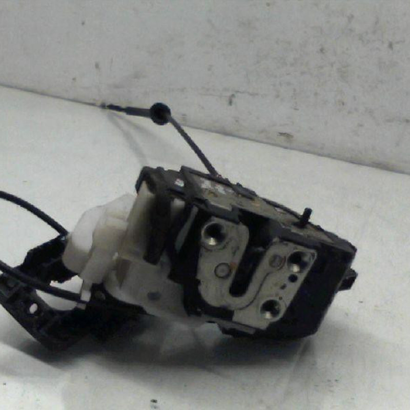 Serrure arriere gauche KIA CEE-D 1 SPORT WAGON