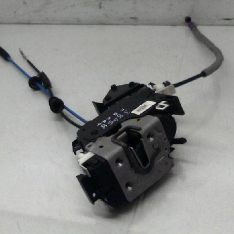 Serrure arriere gauche MERCEDES CLASSE C 204