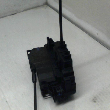 Serrure avant gauche RENAULT CLIO 3