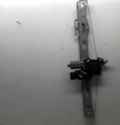 Leve vitre electrique avant gauche MERCEDES CLASSE A 168 Photo n°4