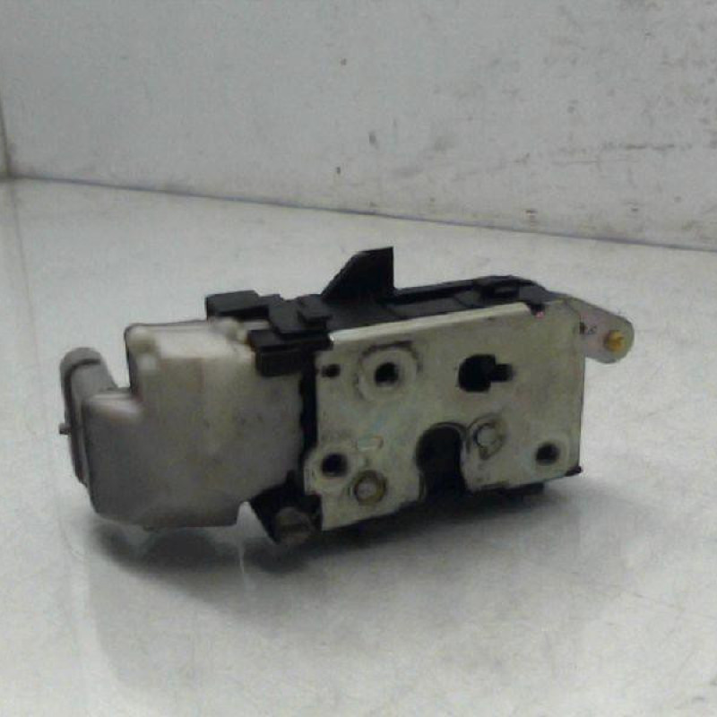 Serrure arriere gauche ALFA ROMEO 147